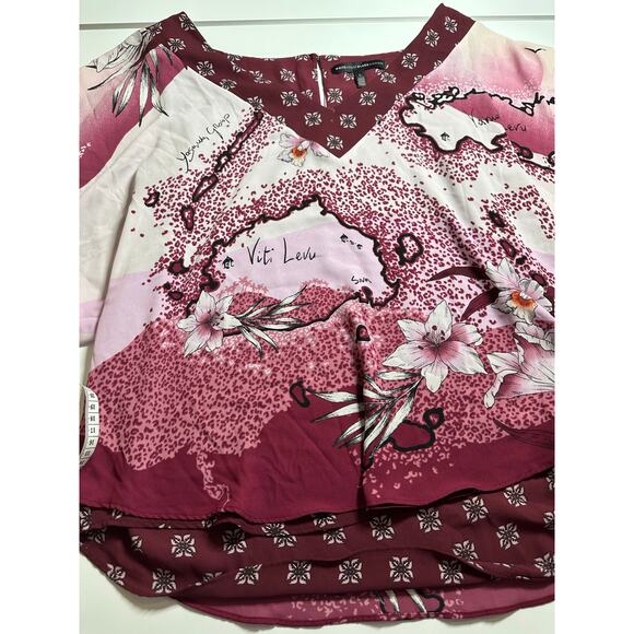 White House Black Market WHBM Women L Blouse Red pink kimono batwing floral - Picture 2 of 9